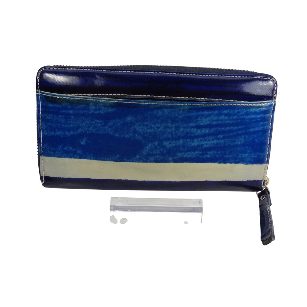 Kate Spade Blue Cream Striped Patent Leather Zip Around Continental Wallet - Picture 2 of 5